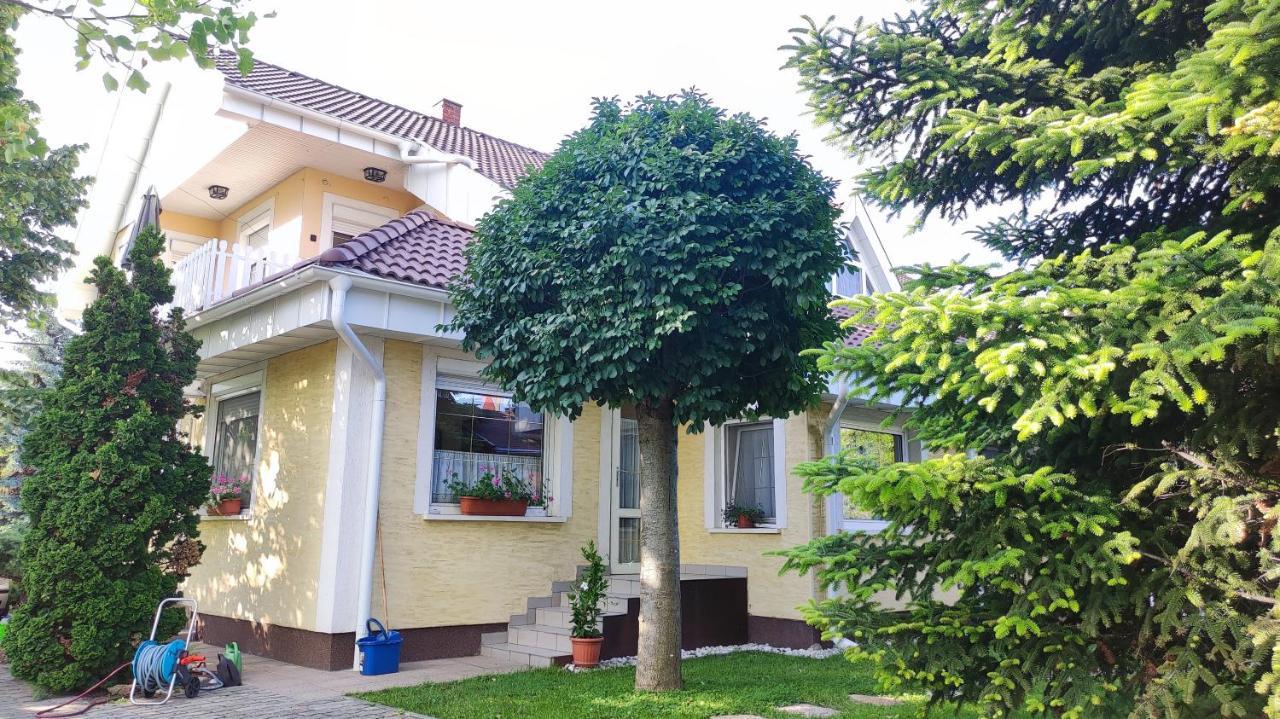 Oazis Apartman Szantod Exterior photo